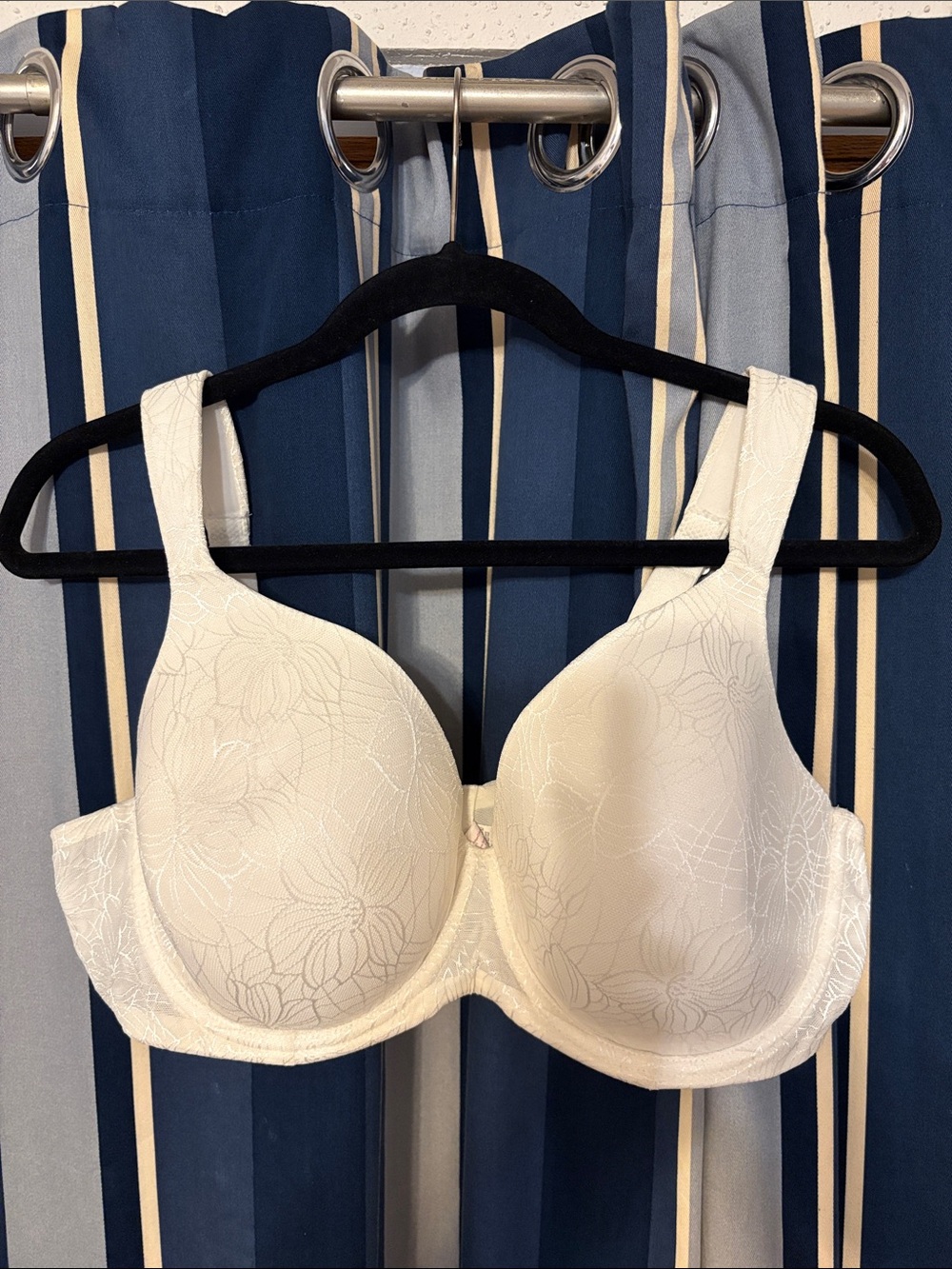 Secret Treasures white padded bra, 40DD